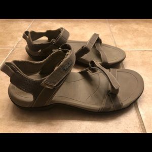Teva camping/hiking/water sandals size 7
